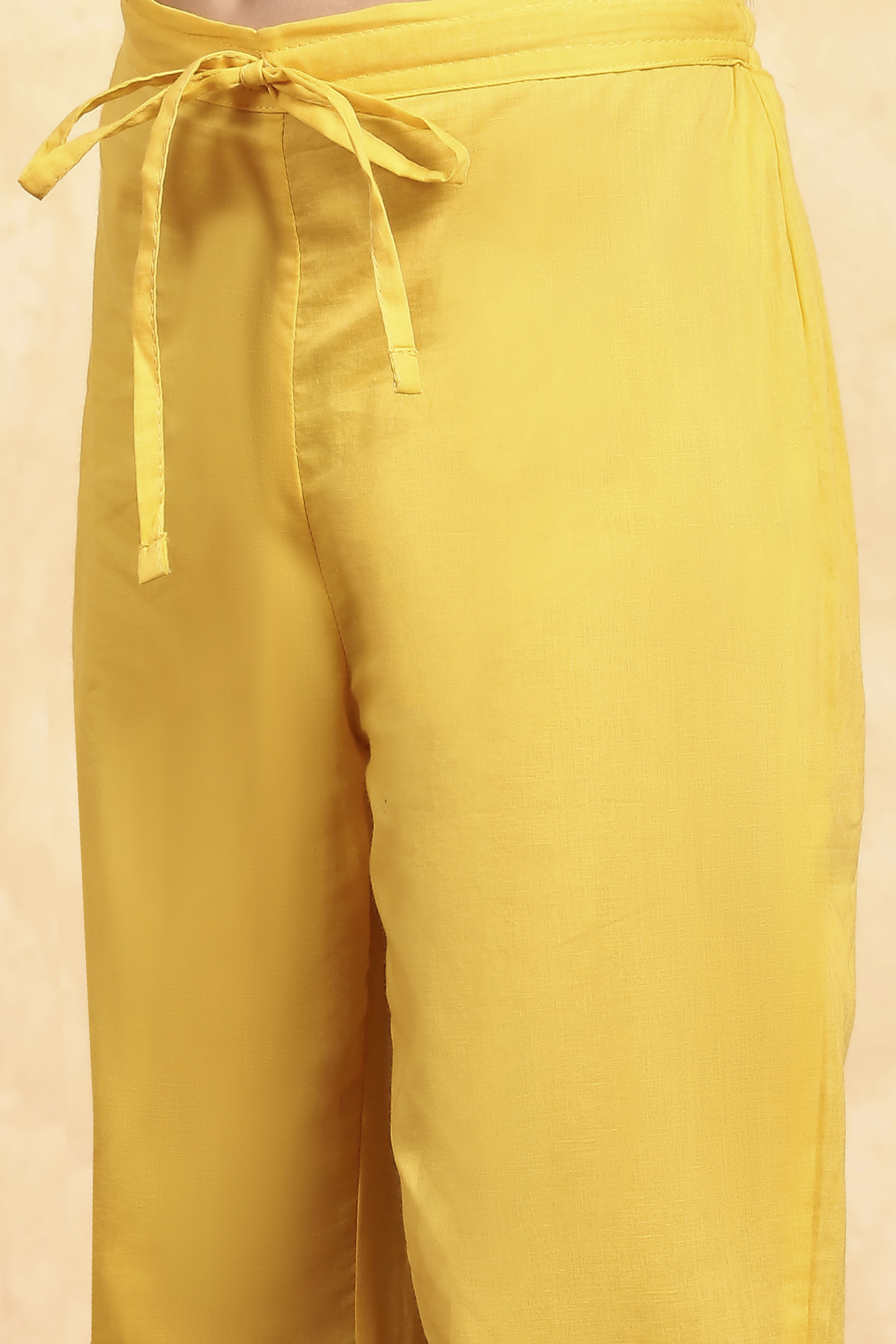 White Cotton Flared Printed Suit Set image number 2