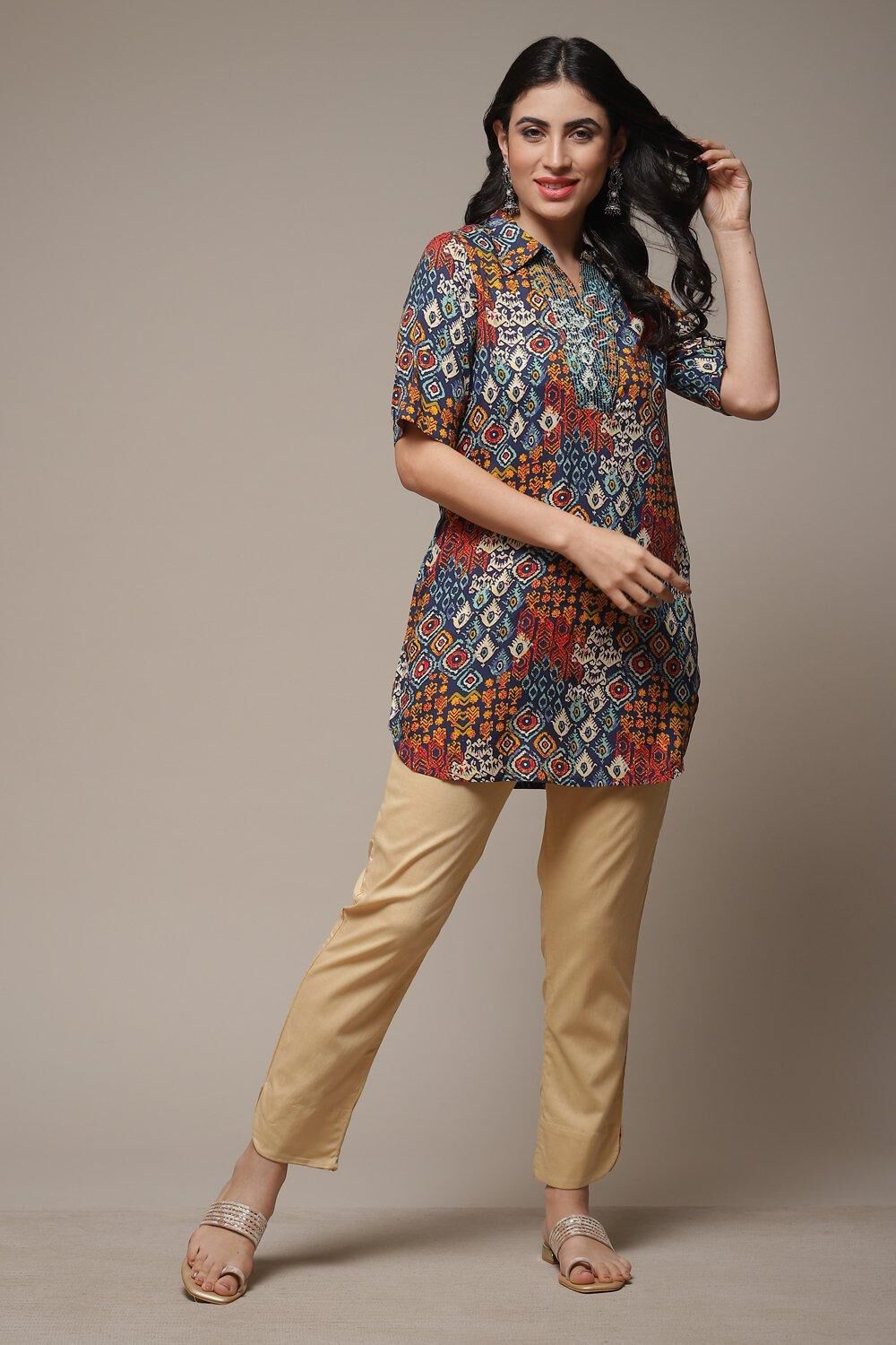 Navy LIVA Straight Top image number 0