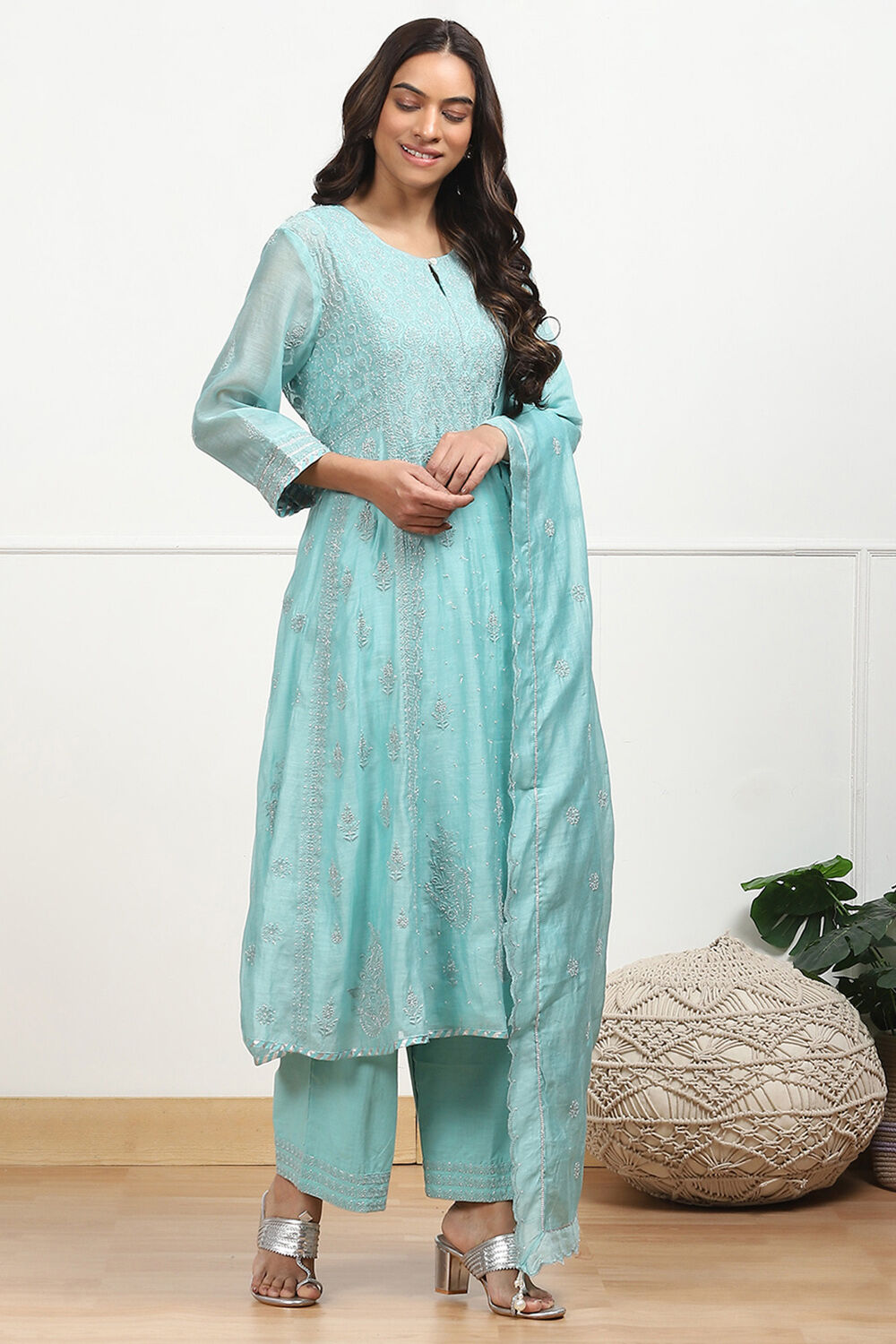 Powder Blue Silk Chanderi Embroidered Kalidar Suit Set image number 5