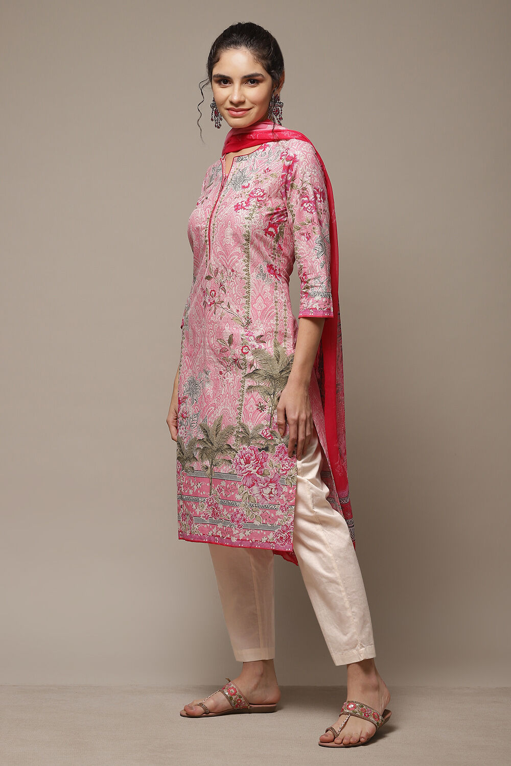 Powder Blue Cotton Straight Kurta Pants Suit Set image number 3