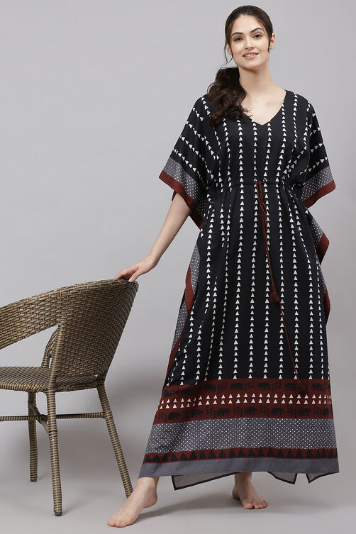 Black Straight Cotton Printed Sleepwear image number 0