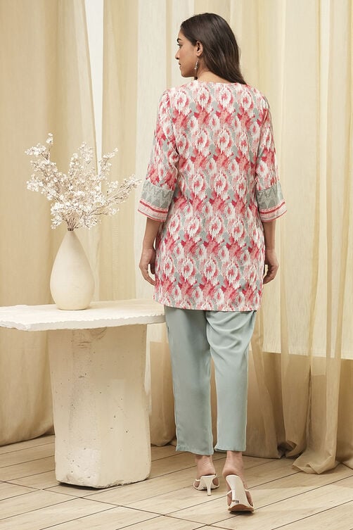 Off White Art Silk Straight Kurta Pant Suit Set image number 4