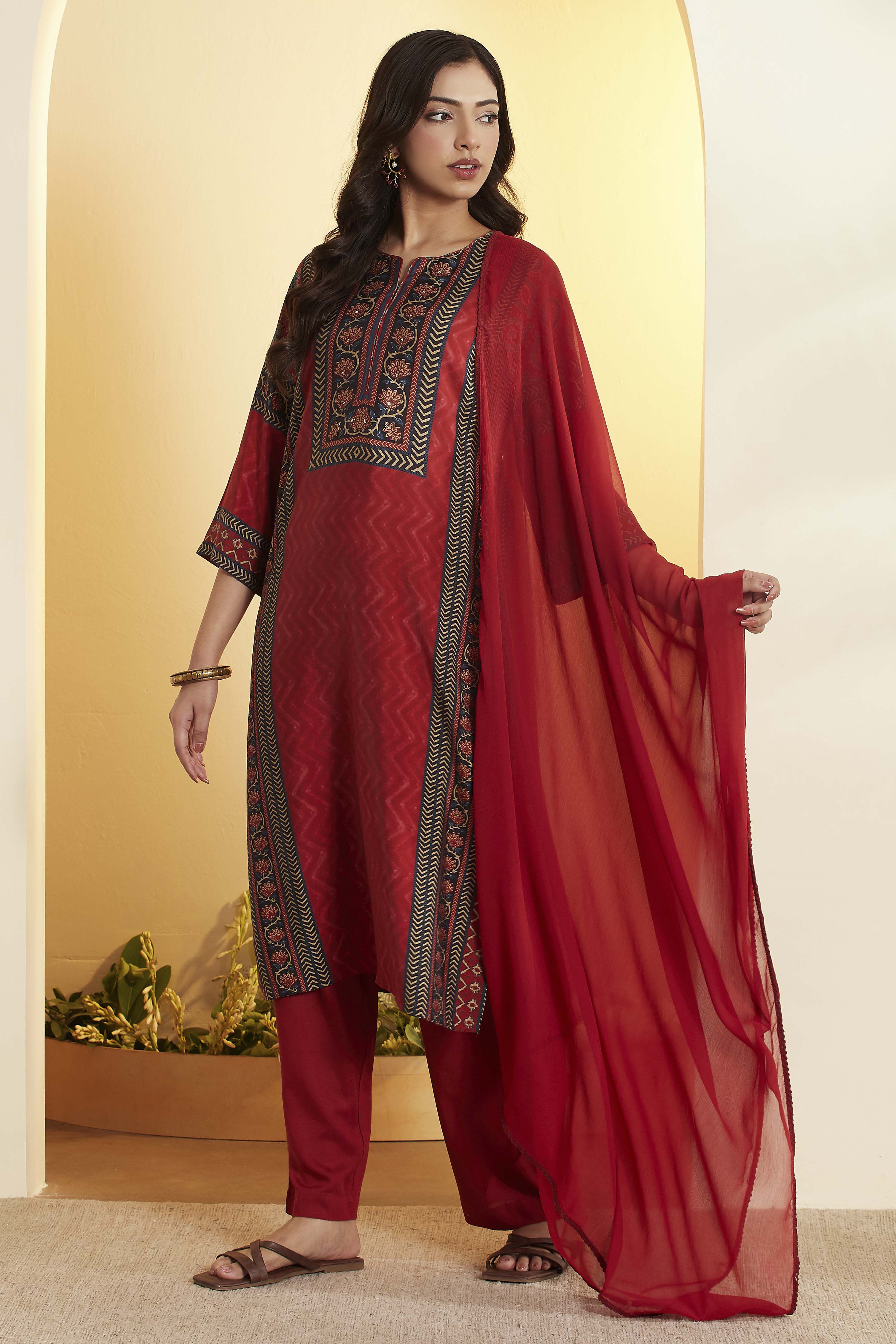 Rust Viscose Blend Straight Suit Set image number 3