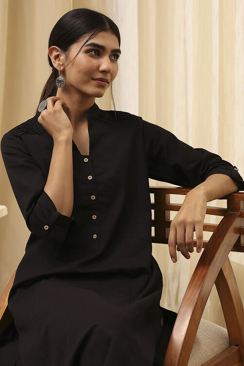 Burgundy Cotton Blend Solid Straight Kurta image number 0