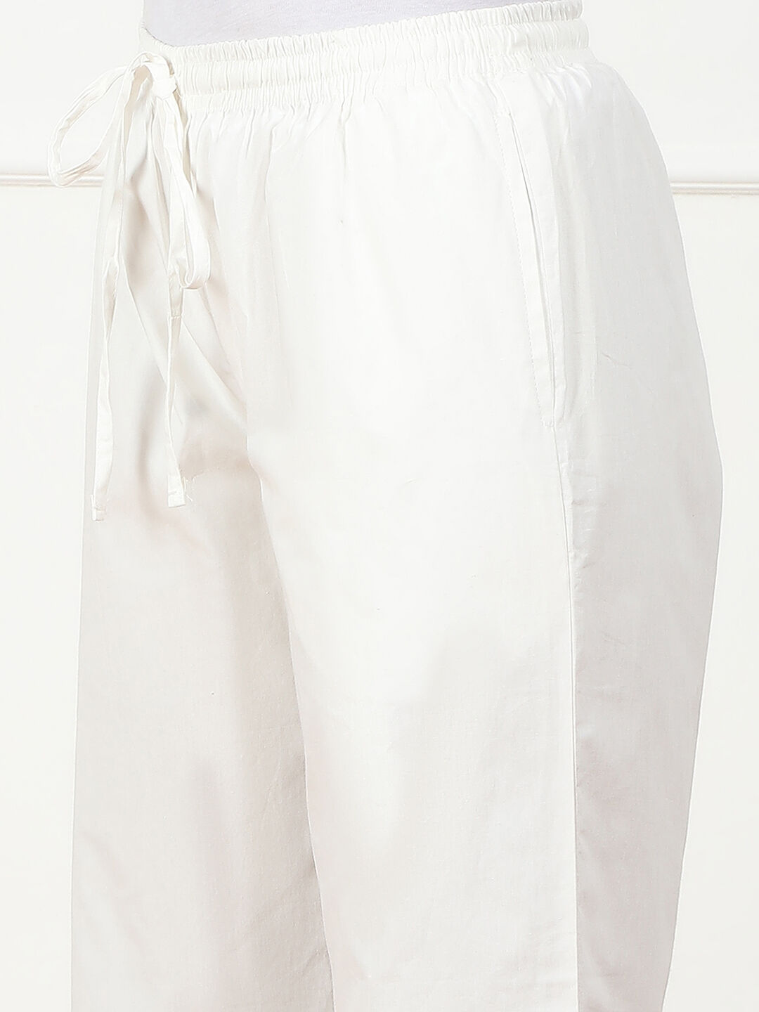 Black Cotton Solid Pants image number 1