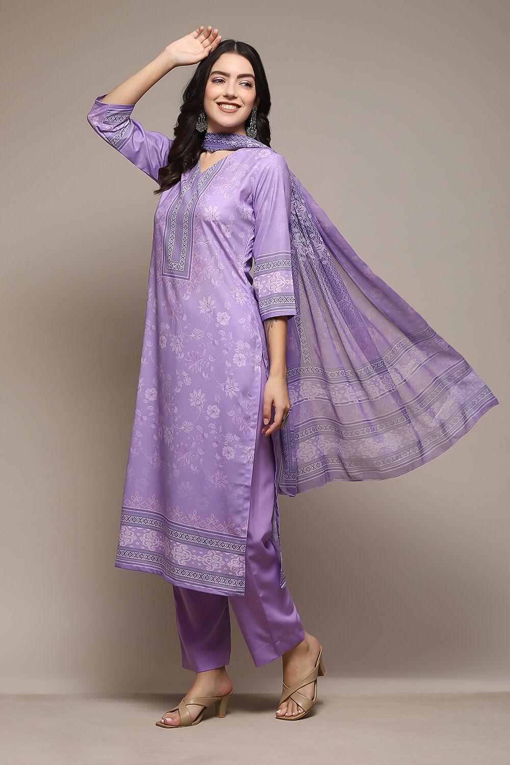 Lavendar Silk Blend Digital Print Unstitched Suit Set image number 5