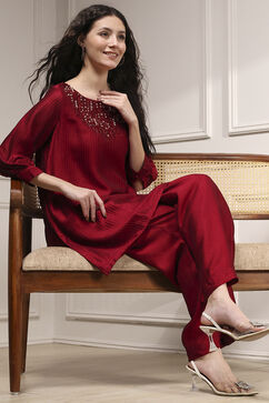 Red Self-Designed Straight Kurta Set image number 0