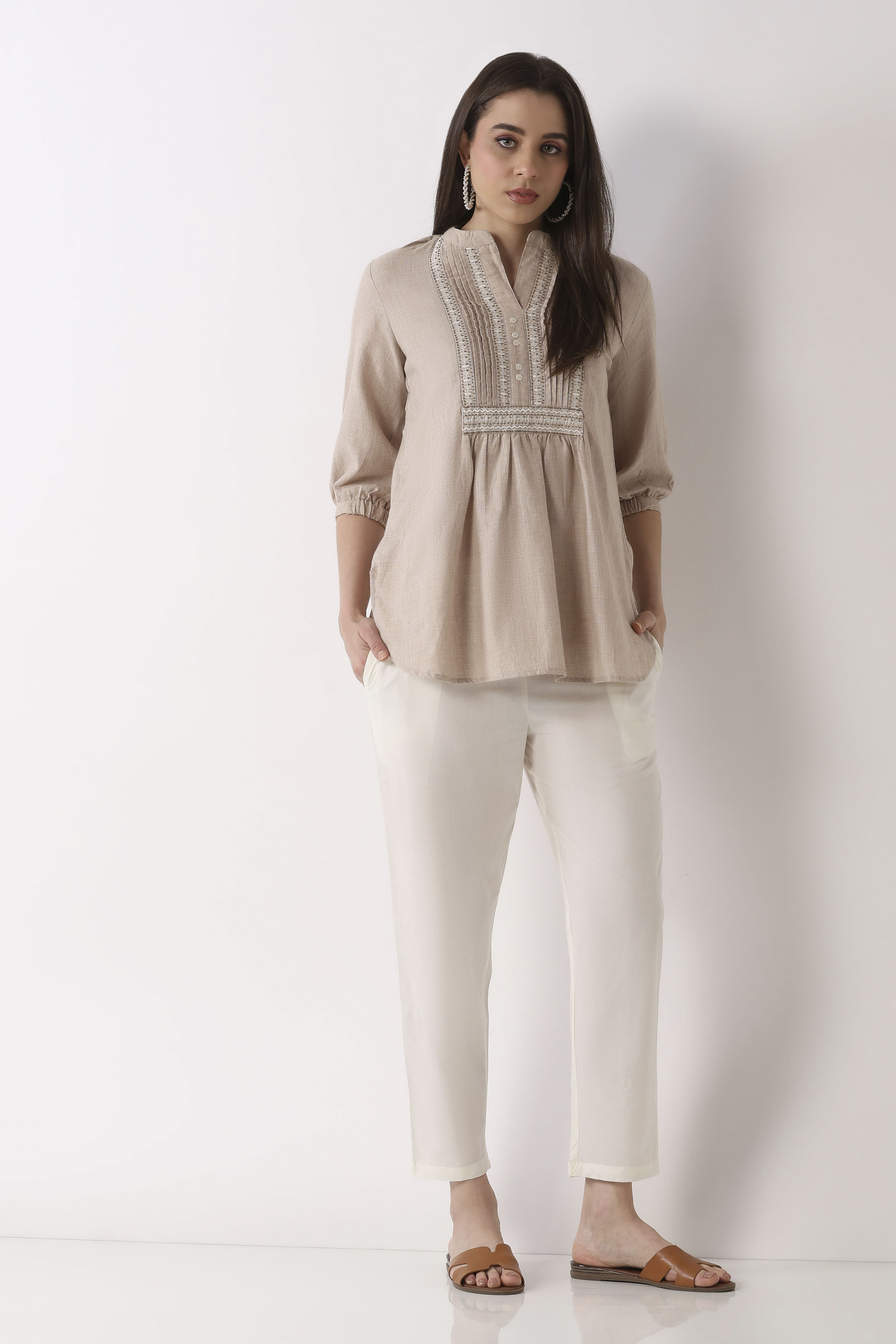 Off White Cotton Slim Pants image number 7