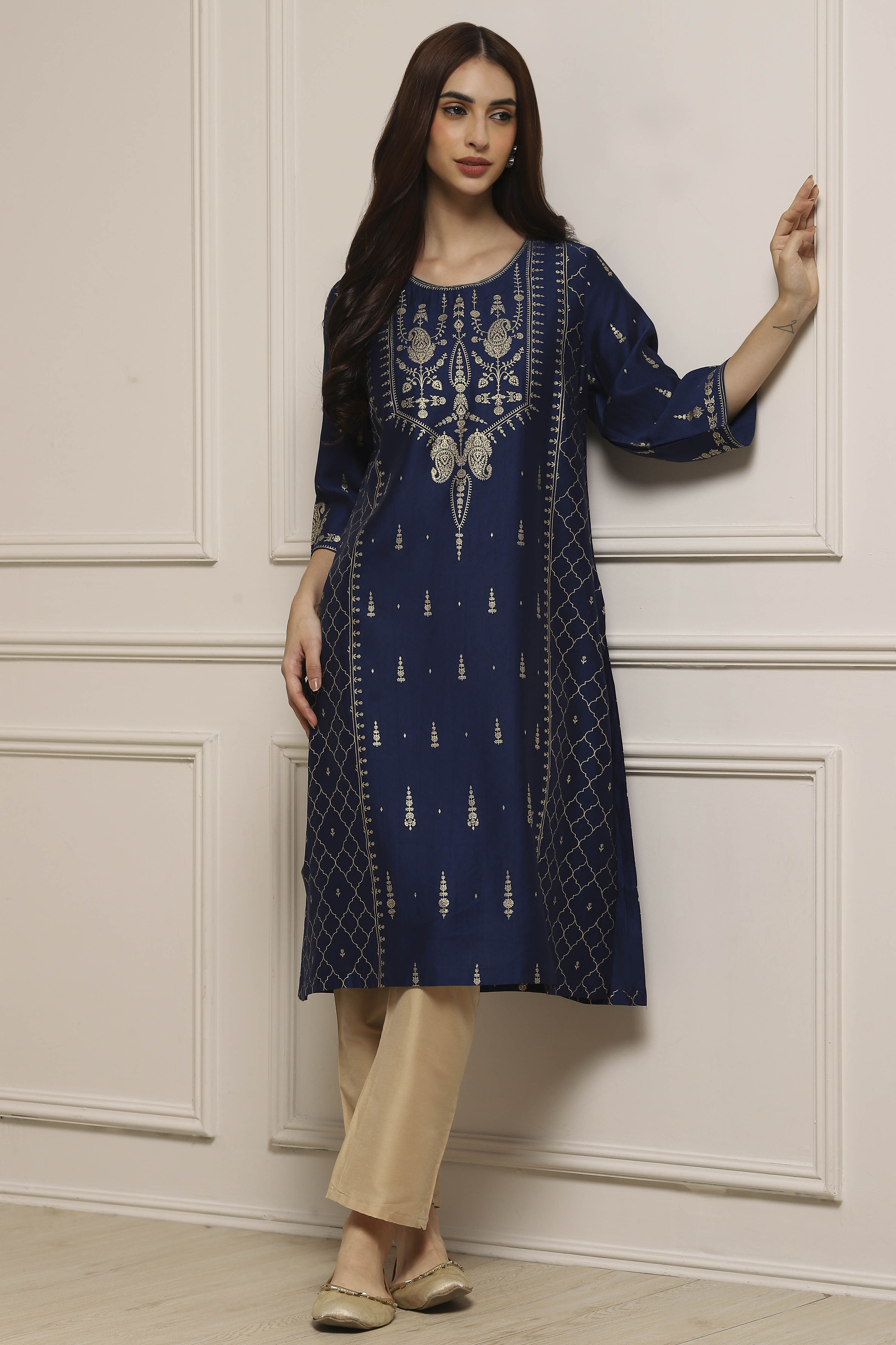 Blue Art Silk Printed Straight Kurta image number 5