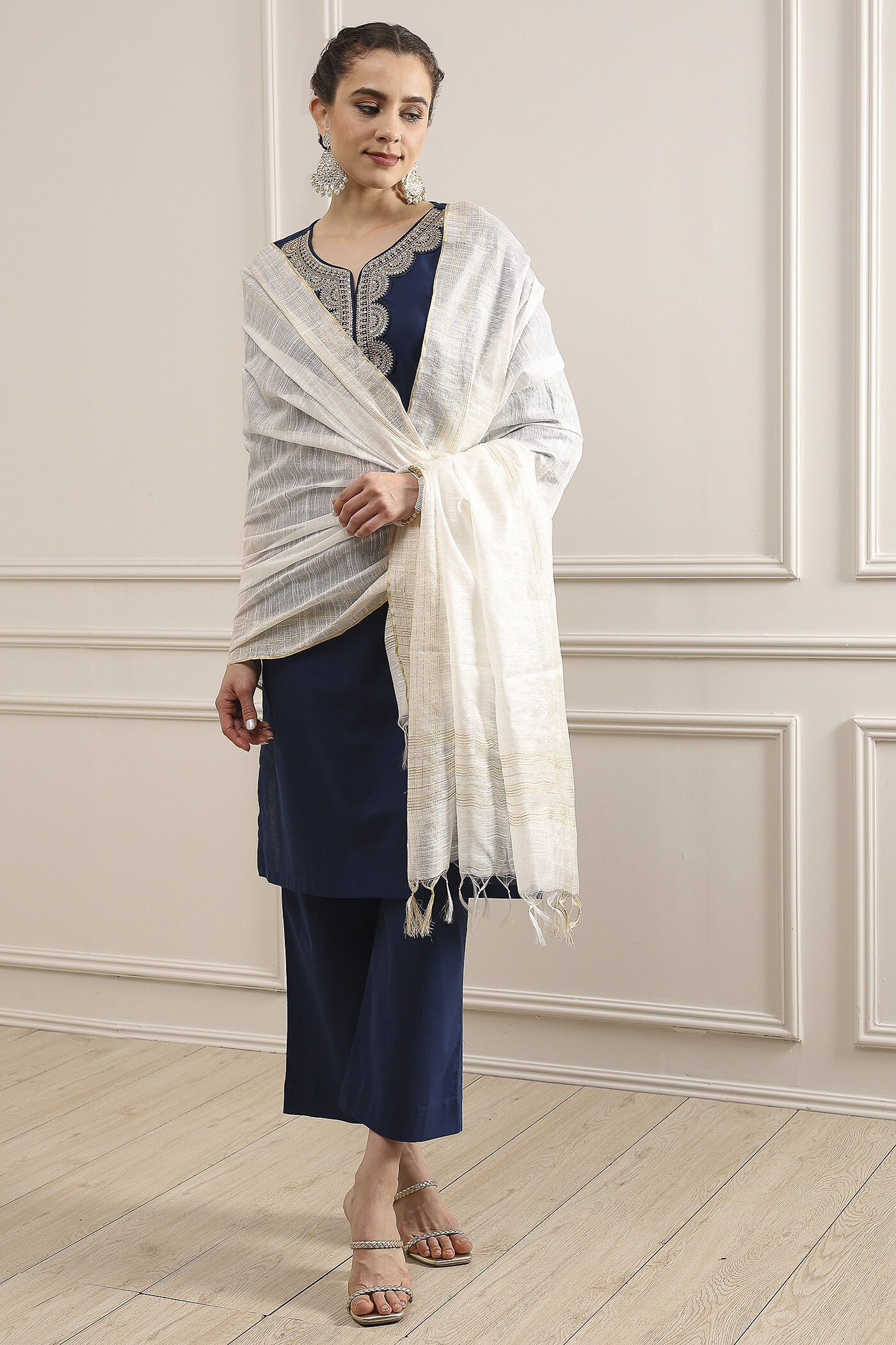 biba Off White Polyester Yarndyed DupattaOff White Polyester Yarndyed Dupatta-picture-43