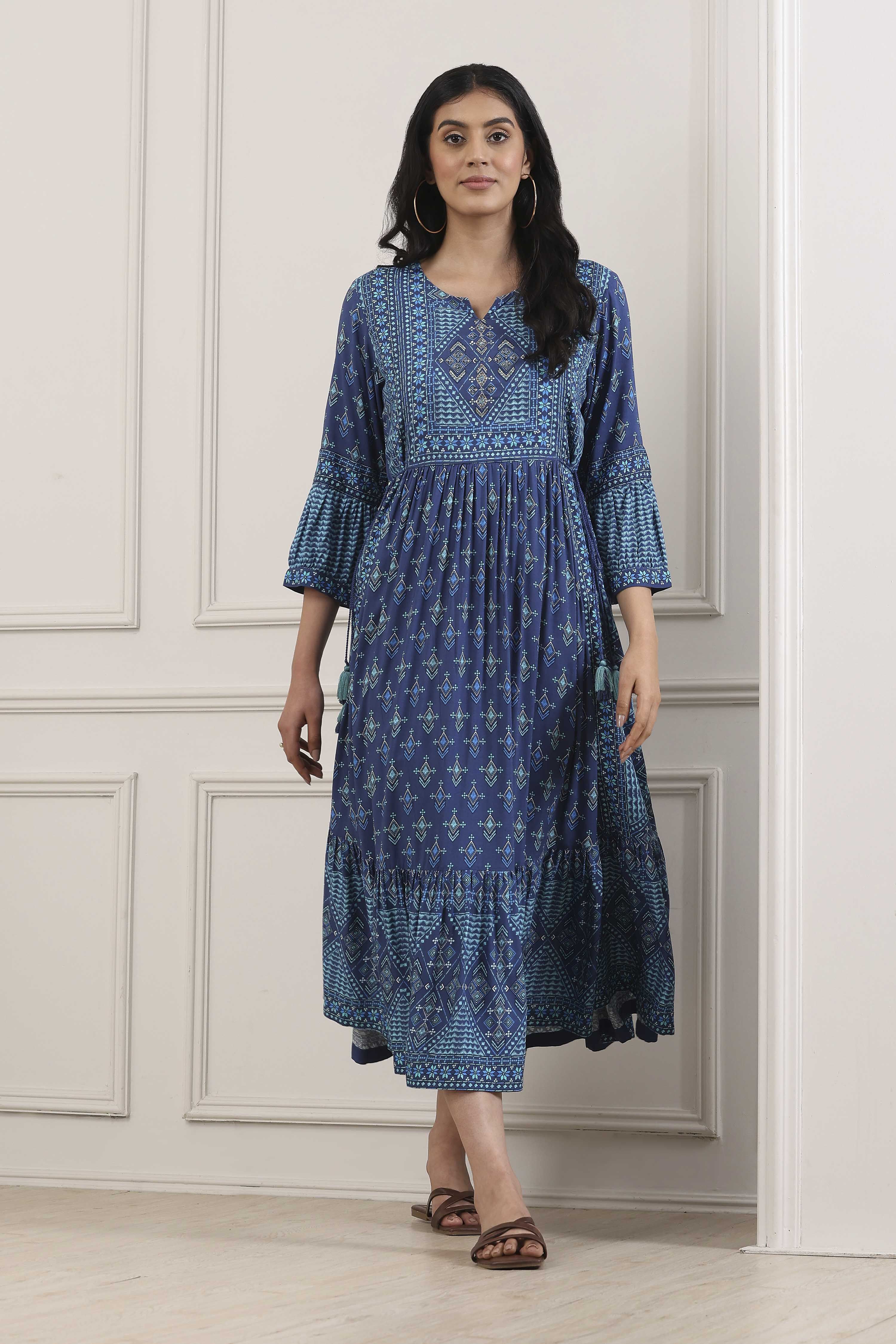 Indigo Ethnic Motifs Flared Midi Dress image number 5