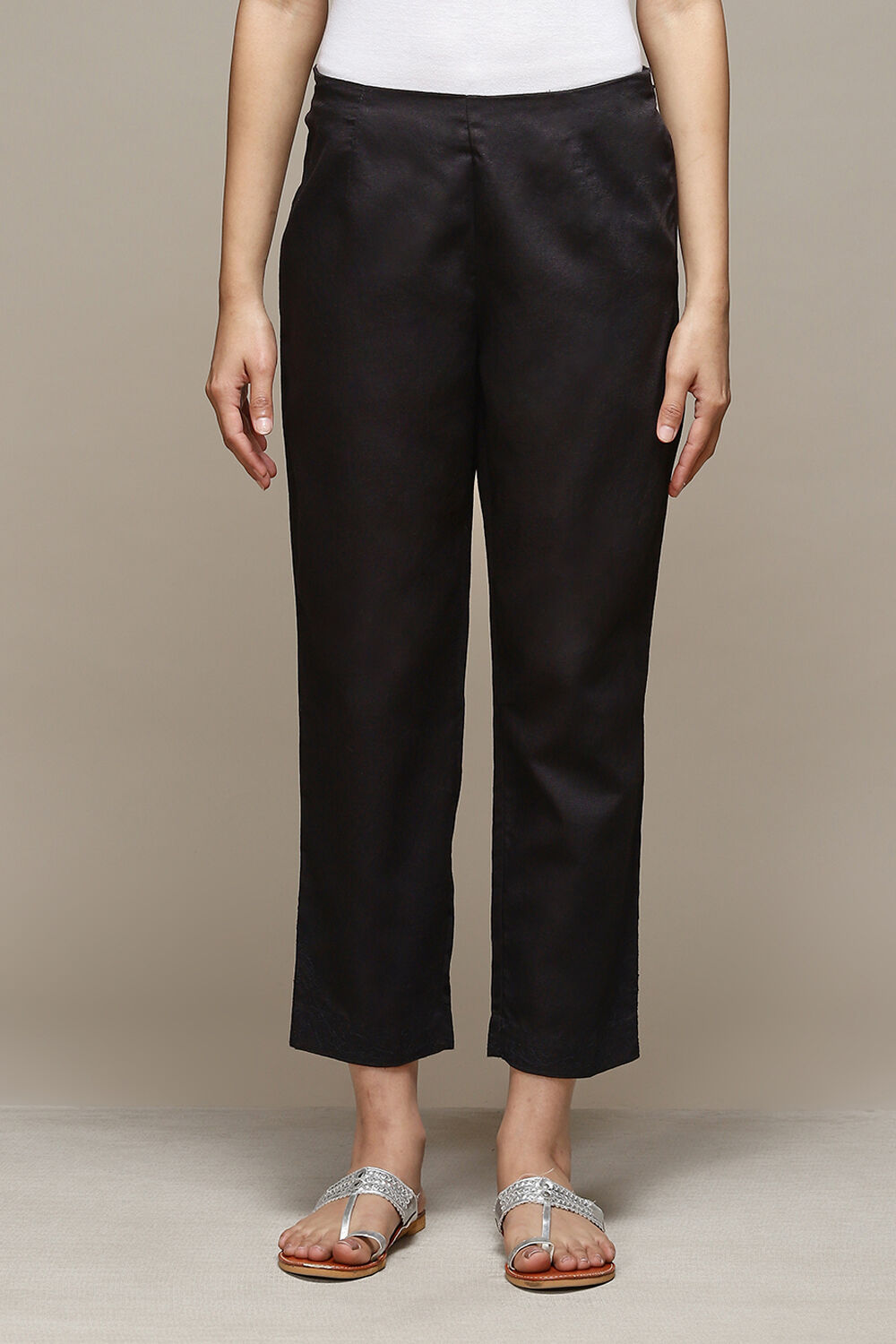 White Cotton Slim Pant image number 5