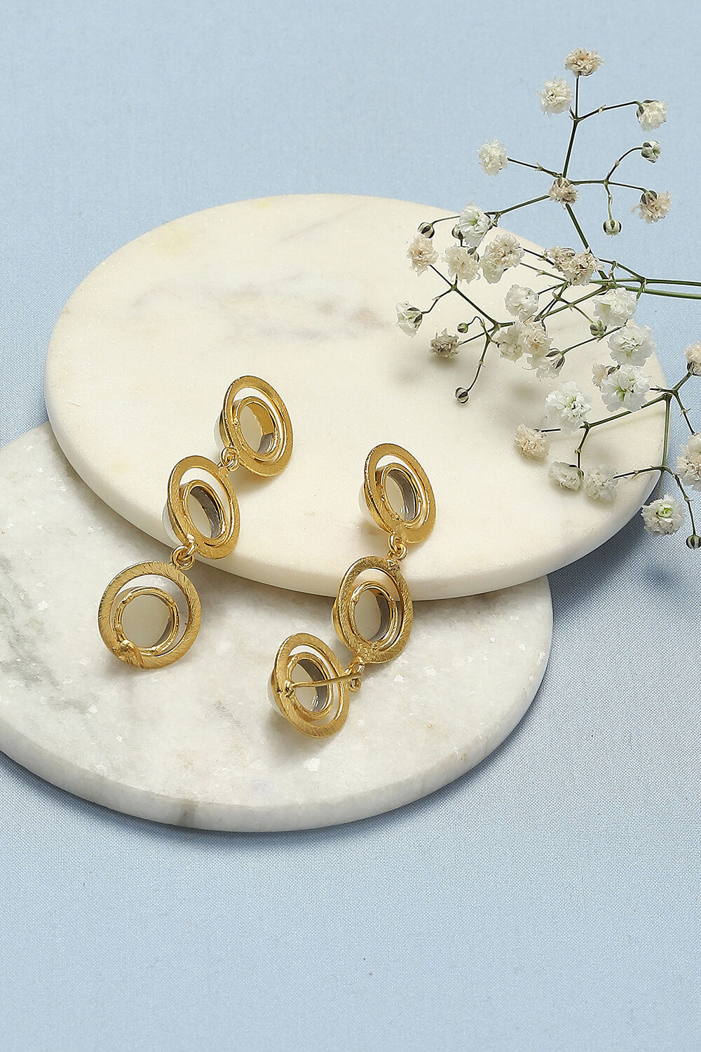 Pearl Pink Brass Earrings image number 2