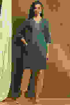 Bottle Green Solid Gathered Straight Kurta image number 5