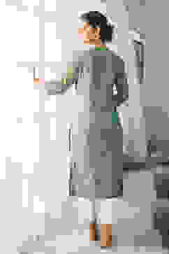 Sape Green Yard-Dyed Straight Kurta image number 3