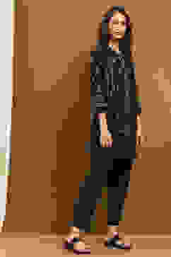 Black Floral Printed Gathered Short Kurta image number 4