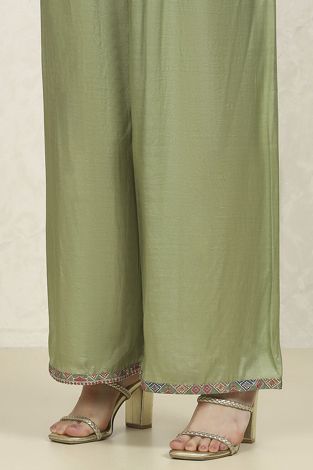 Green Crepe Printed Unstitched Suit Set image number 3