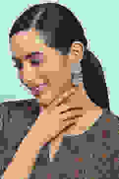 Green Brass Drop & Danglers image number 3