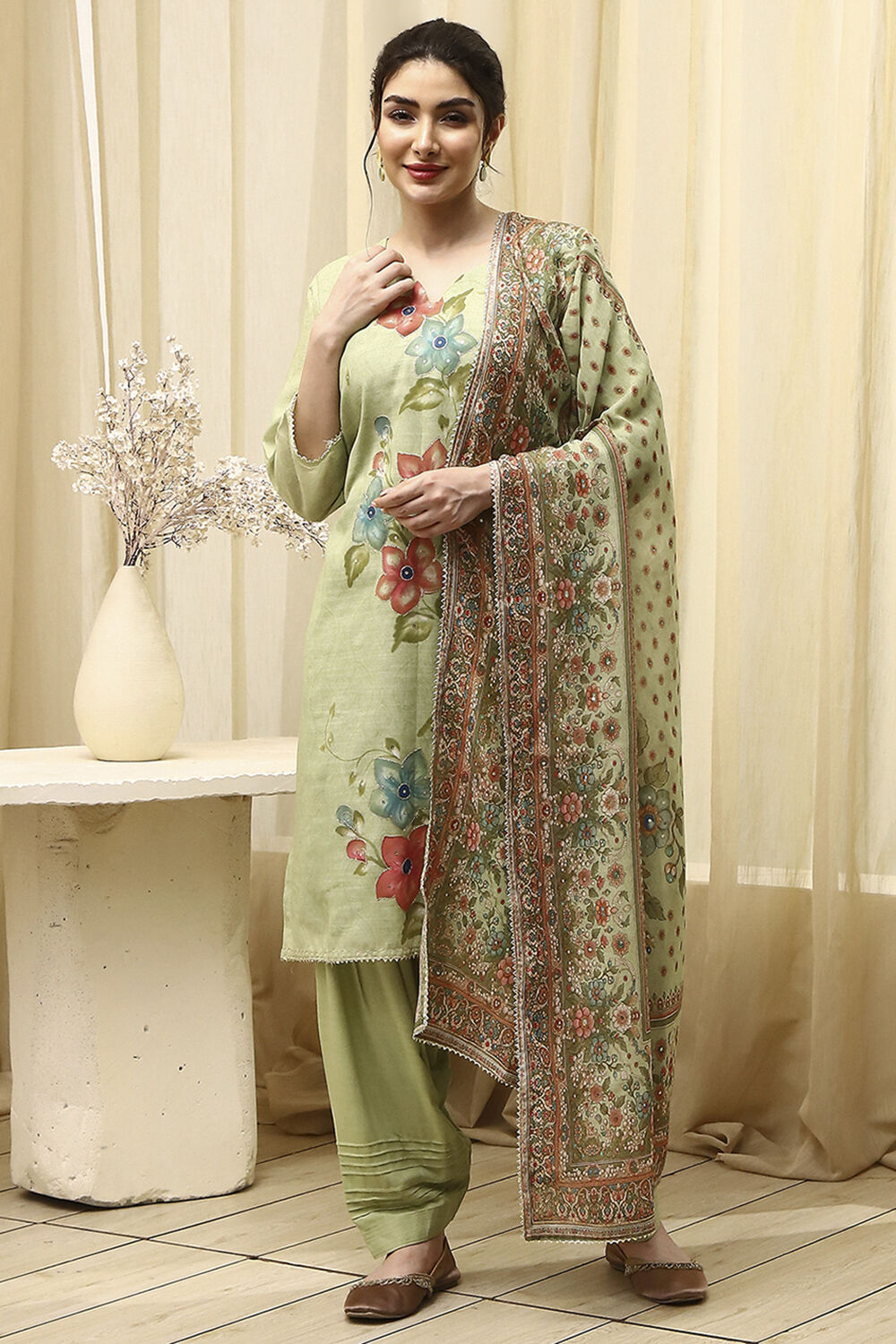 Green Linen Hand Painted Unstitched Suit Set image number 7