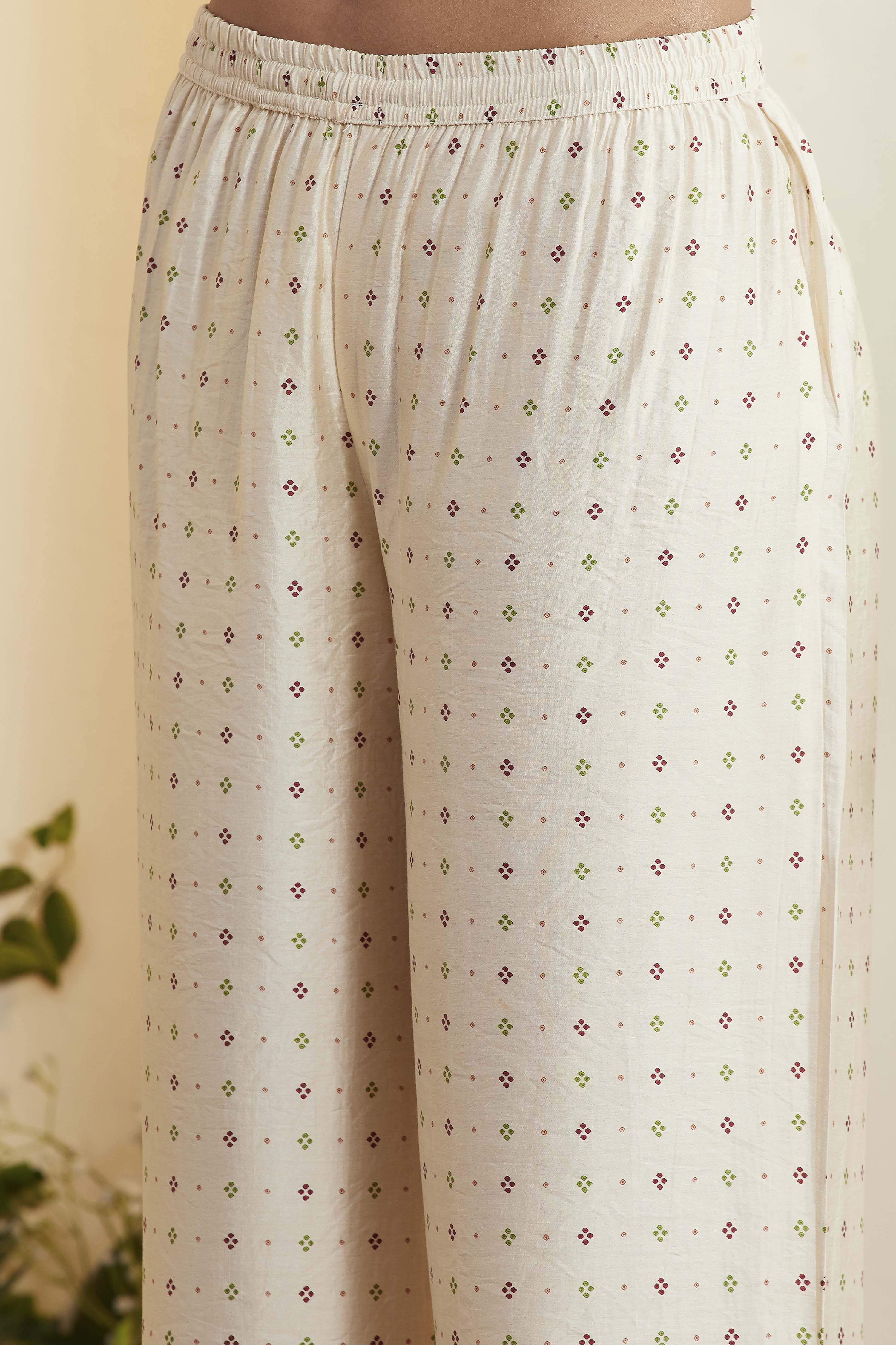 Off-White Viscose Rayon Printed Straight Kurta Set image number 2