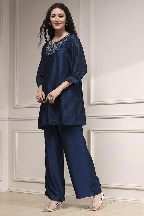 Blue Self-Designed Straight Kurta Set image number 3
