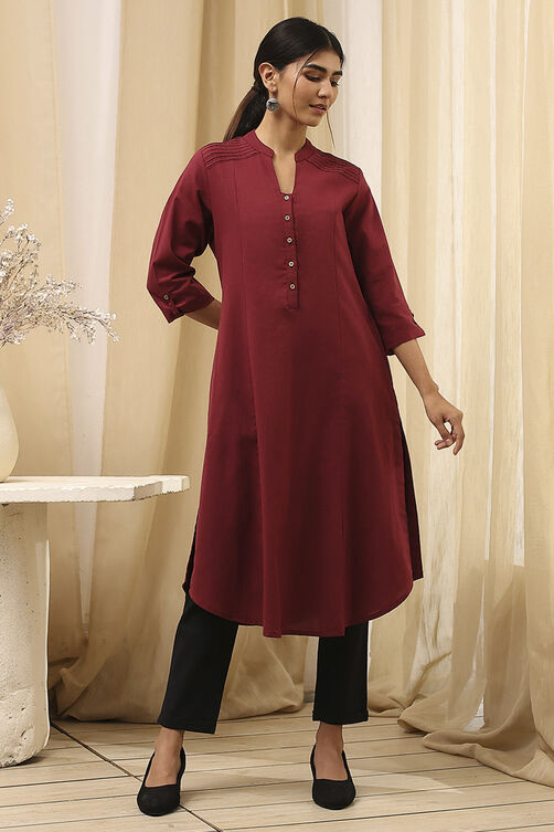Burgundy Cotton Blend Solid Straight Kurta image number 4