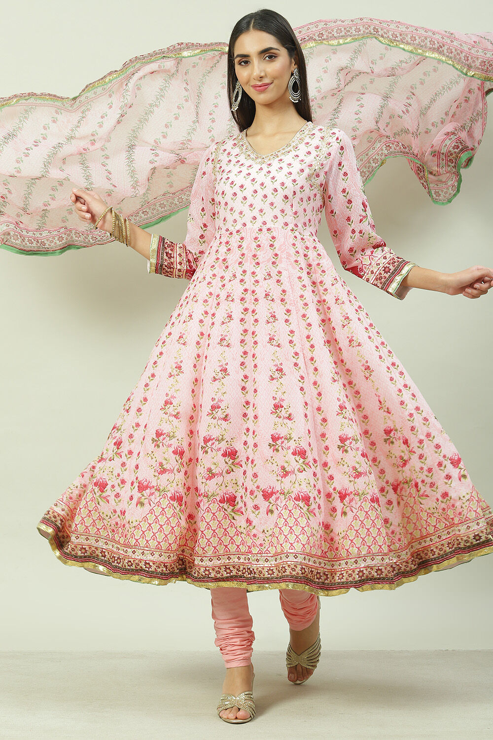 Yellow Straight Kurta Churidar Suit Set image number 7