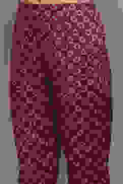 Burgandy LIVA Gathered Solid Kurta Slim Pant Suit Set image number 2