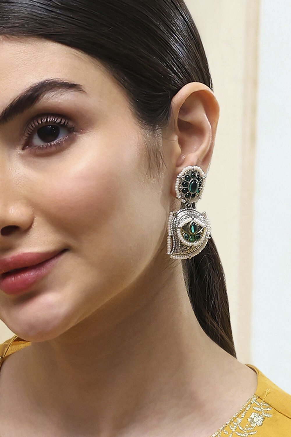 Green Alloy Drop & Danglers image number 1