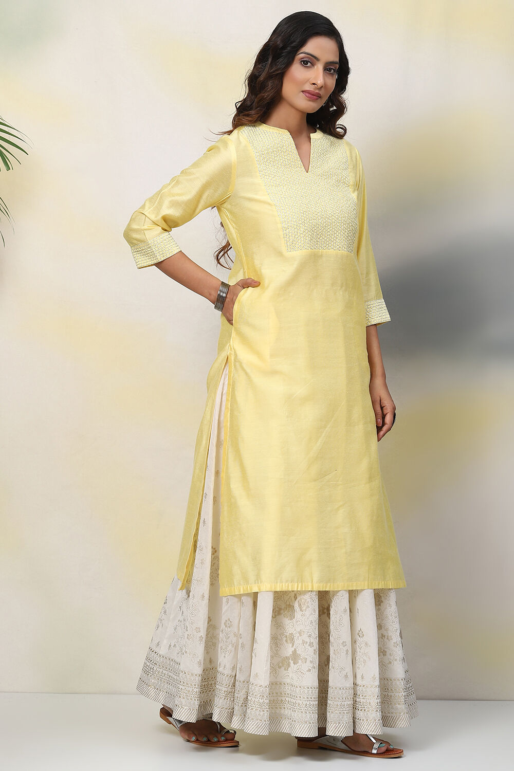 Yellow Straight Nylon Viscose Kurta image number 3