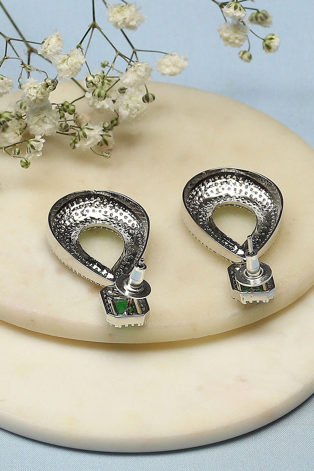 Emerald Green Brass earrings image number 2