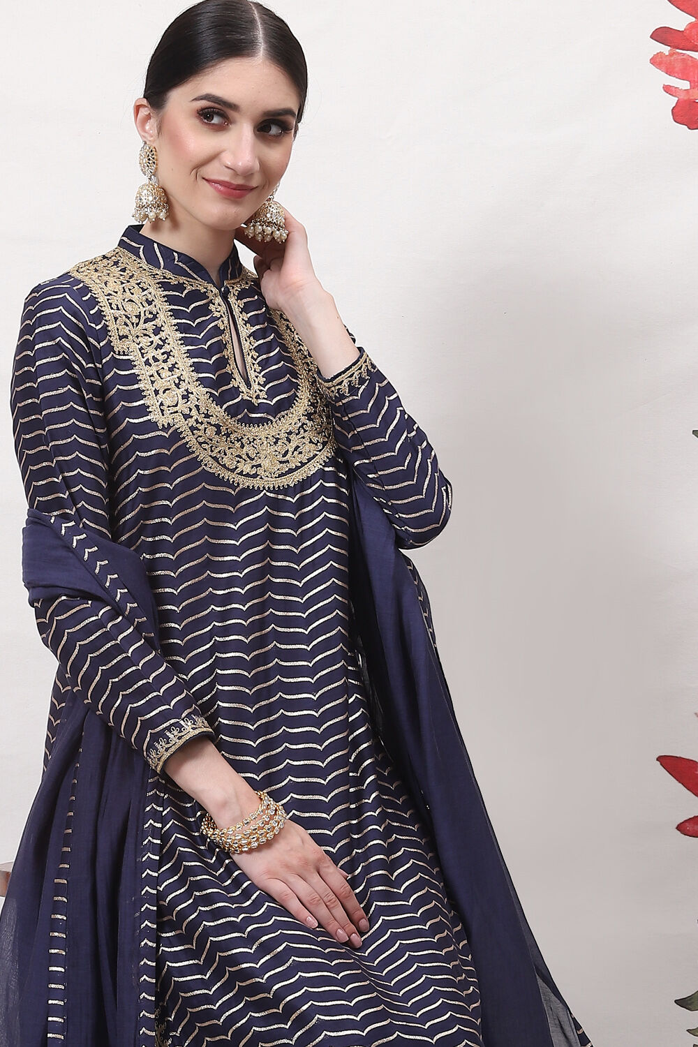 Blue Cotton Silk Straight Yarndyed Suit Set image number 8