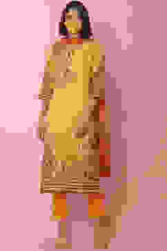 Yellow Cotton Straight Kurta Slim Pants Suit Set image number 3