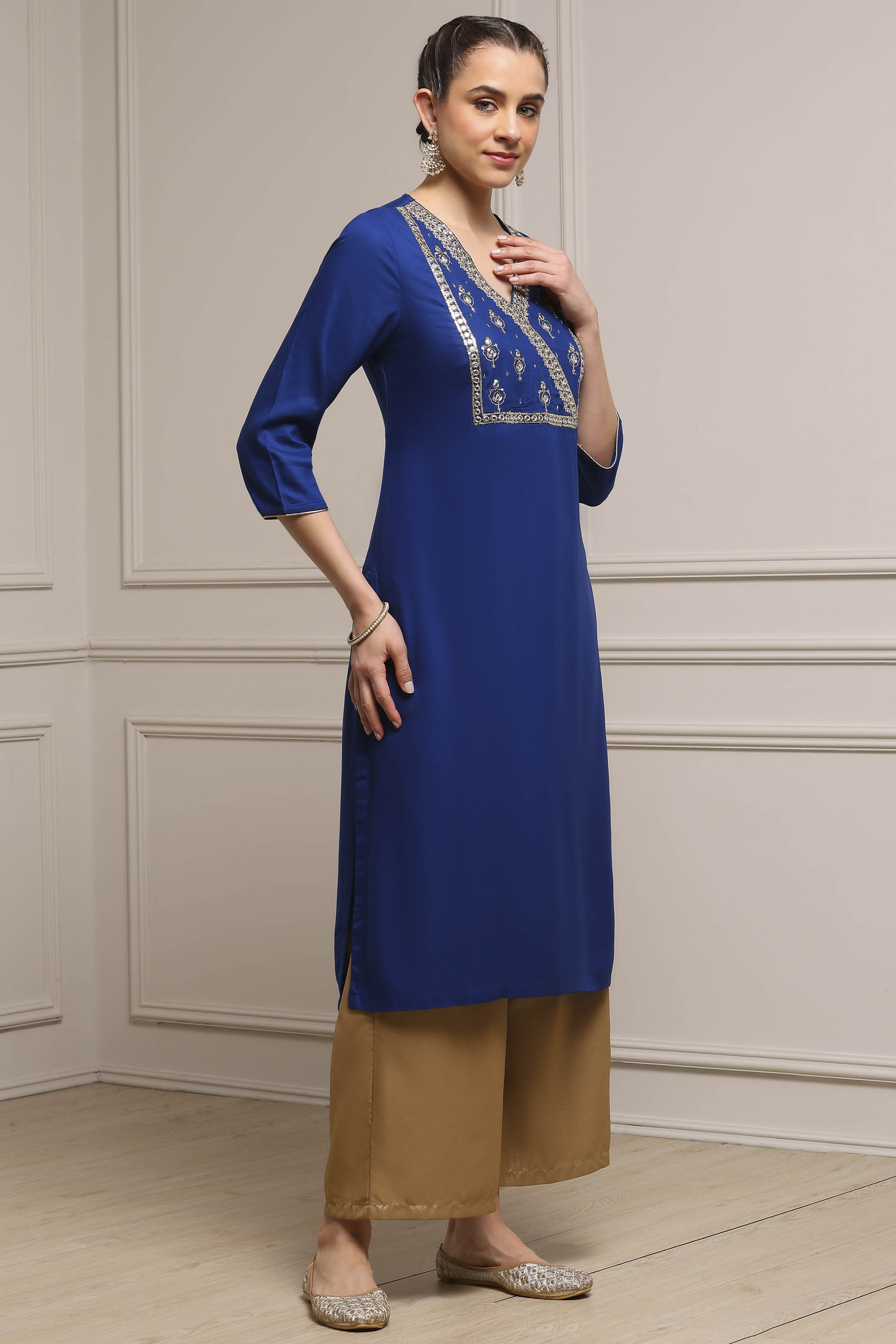Blue Viscose Rayon Straight Dyed Kurta image number 4