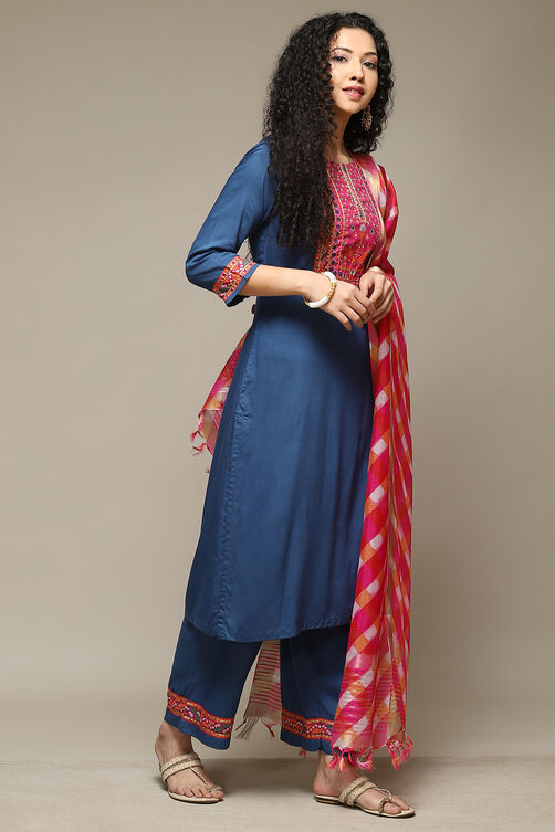 Off White & Blue Rayon Straight Kurta Palazzo Suit Set image number 6