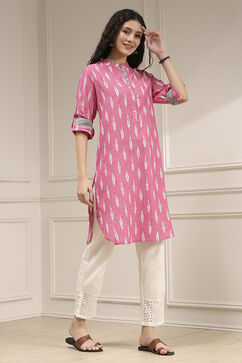 Pink Cotton Straight Yarndyed Kurta image number 4