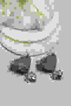 Oxid Gold Brass Jhumka image number 2