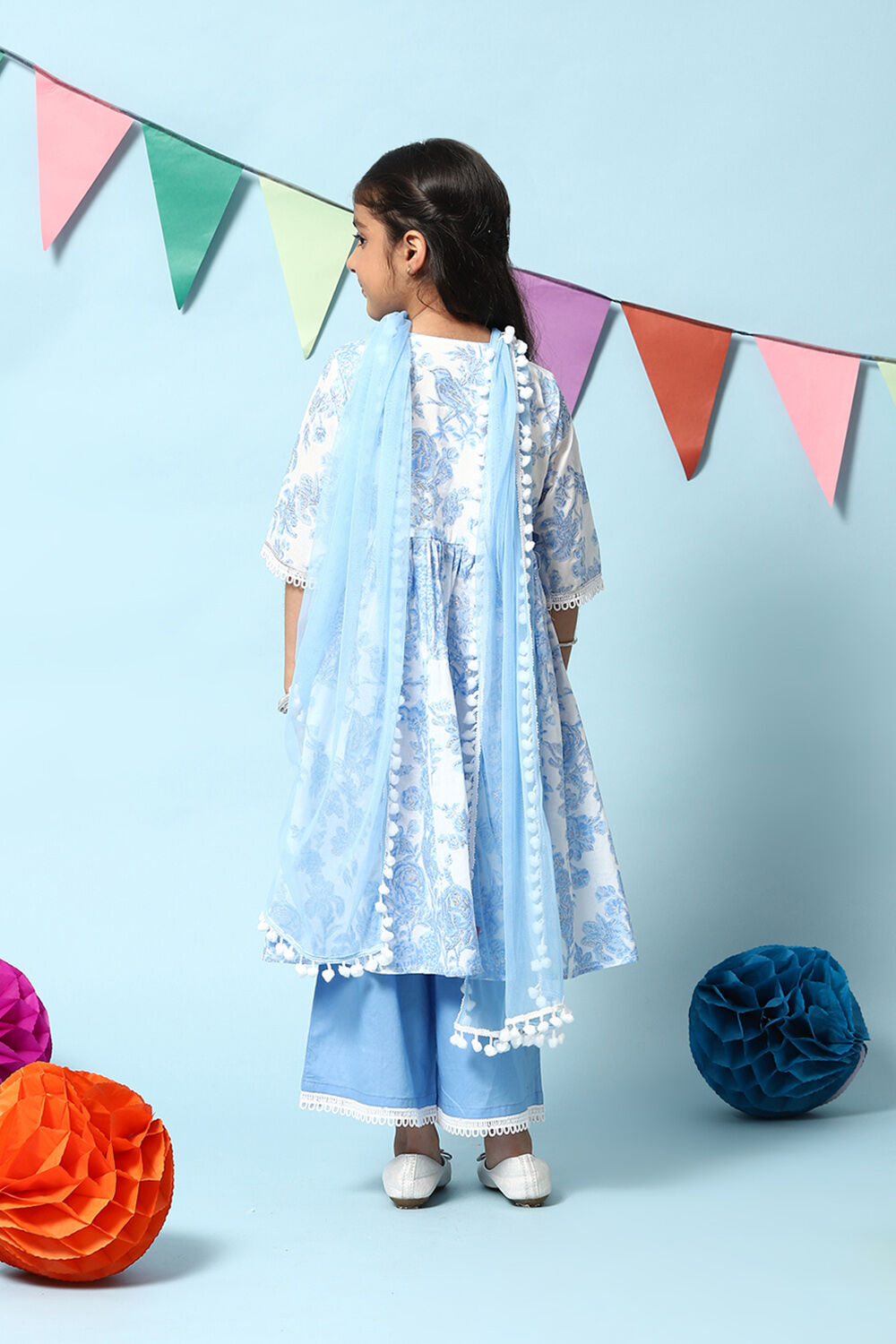 Blue Cotton Gathered Kurta Straight Palazzo Suit Set image number 4