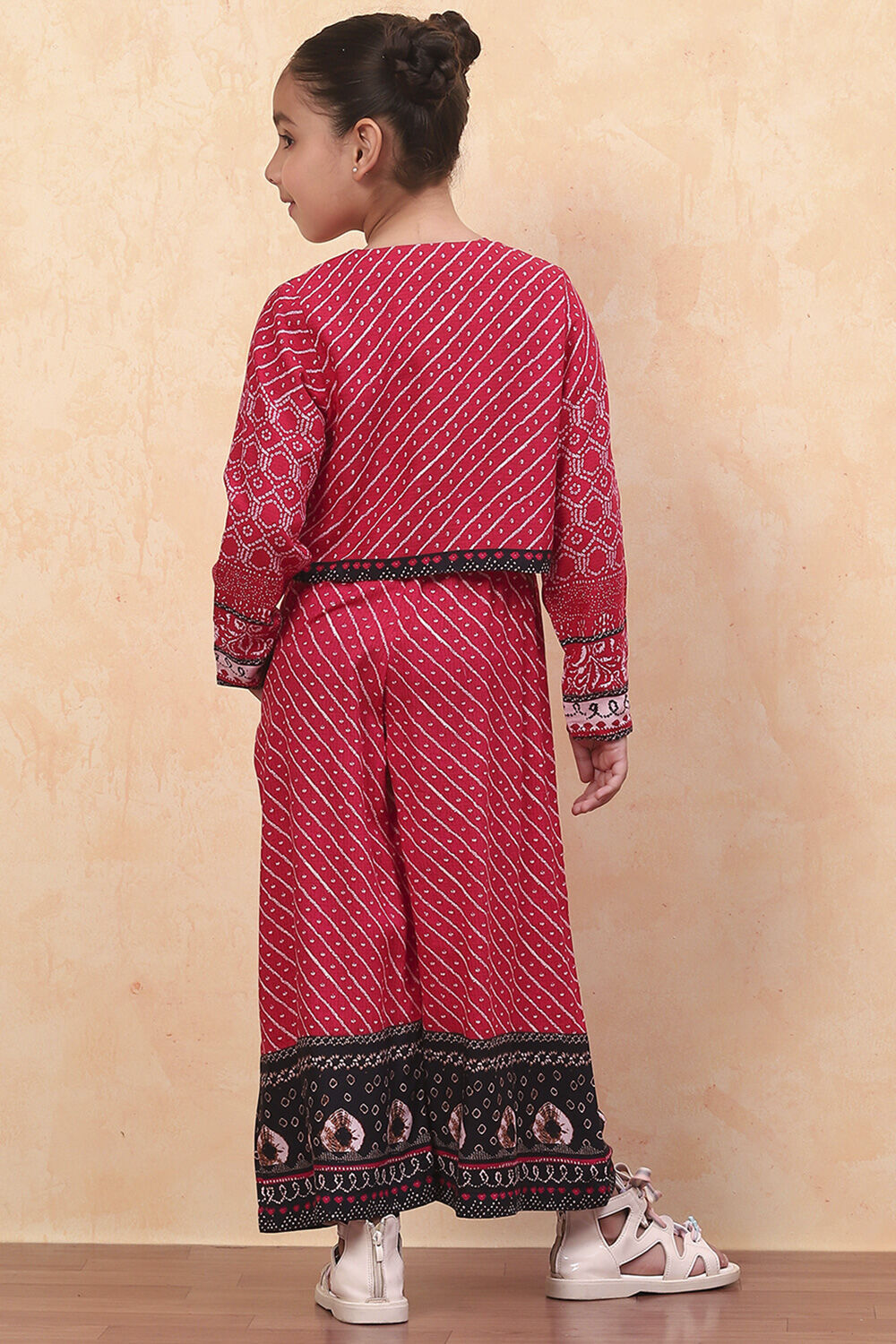 Red Rayon Straight Dress image number 3