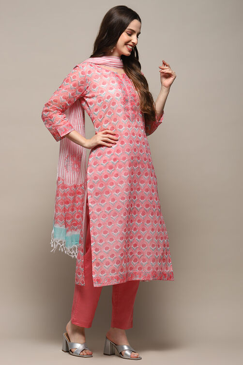 Blue Green Cotton Blend Unstitched Suit set image number 9