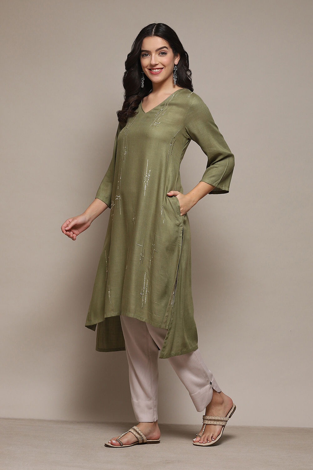 Purple Viscose Straight Solid Kurta image number 2
