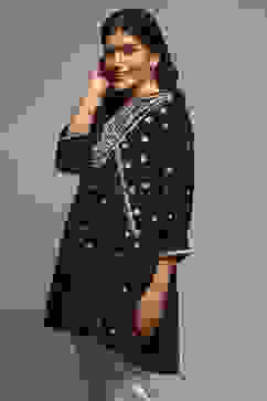 Black Rayon Printed Kurti image number 2