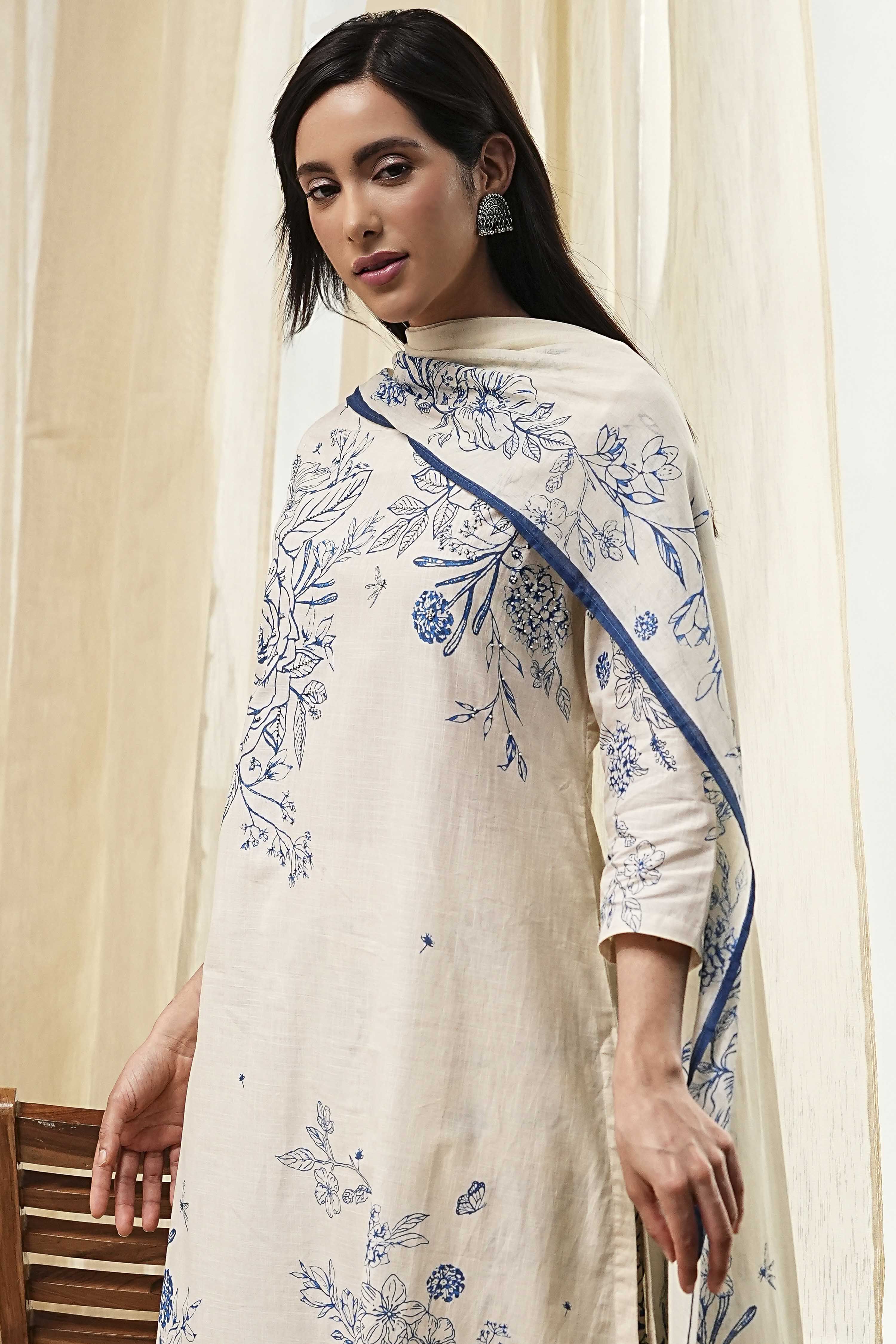 Off-White and Blue Cotton Straight Suit Set image number 7