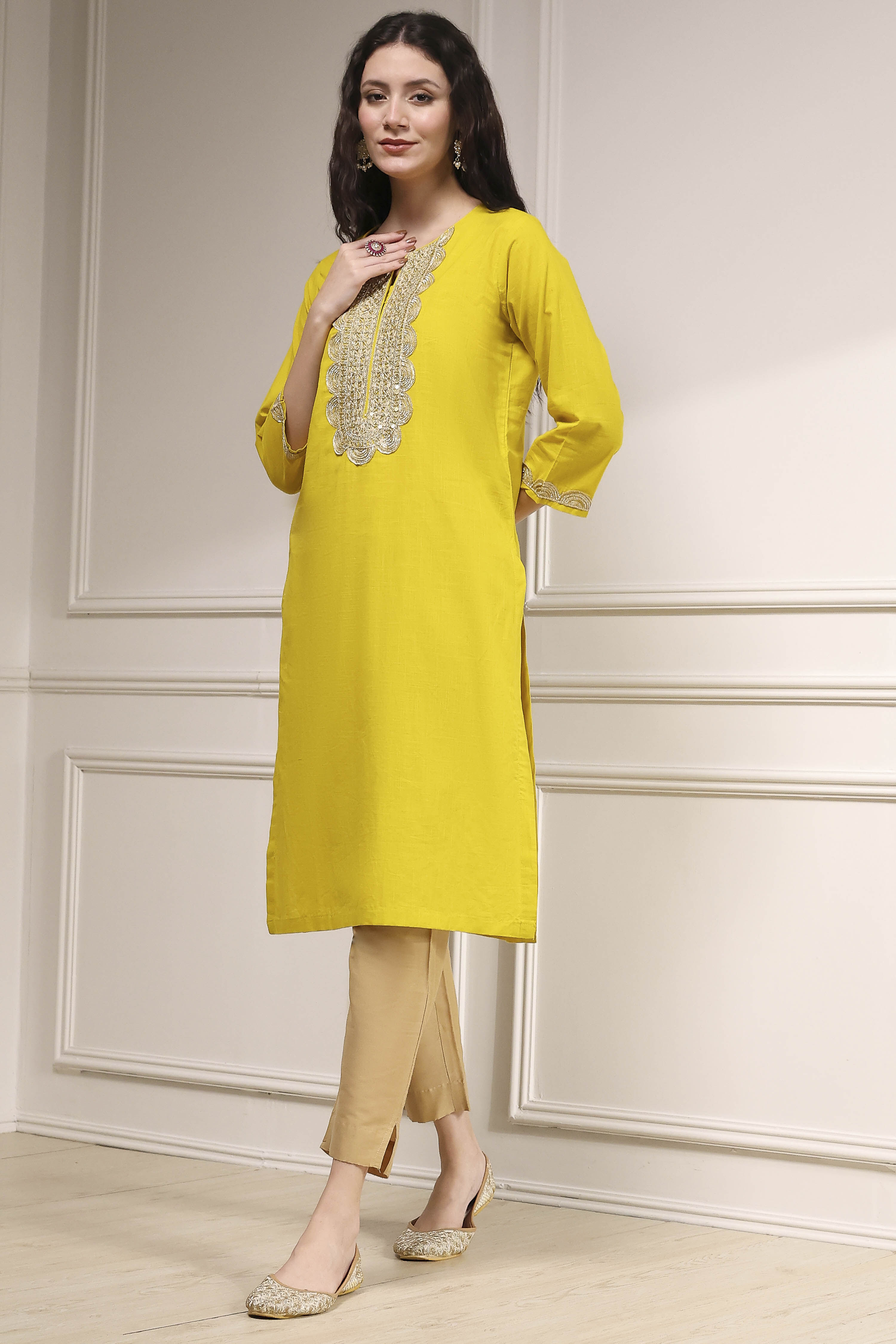 Fuchsia Cotton Solid Straight Kurta image number 2