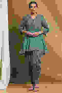 Green Muslin Printed Peplum Suit Set image number 6