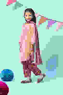 Salmon Orange Polyester Straight Solid Suit Set image number 5