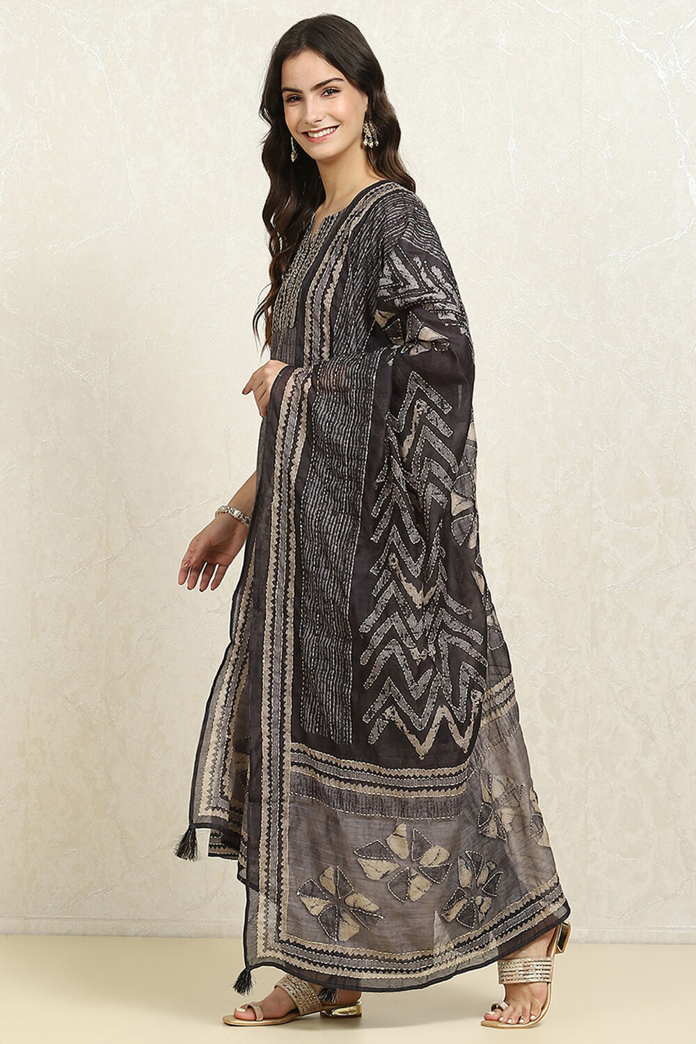 Grey Chanderi Blend Printed Unstitched Suit Set image number 4