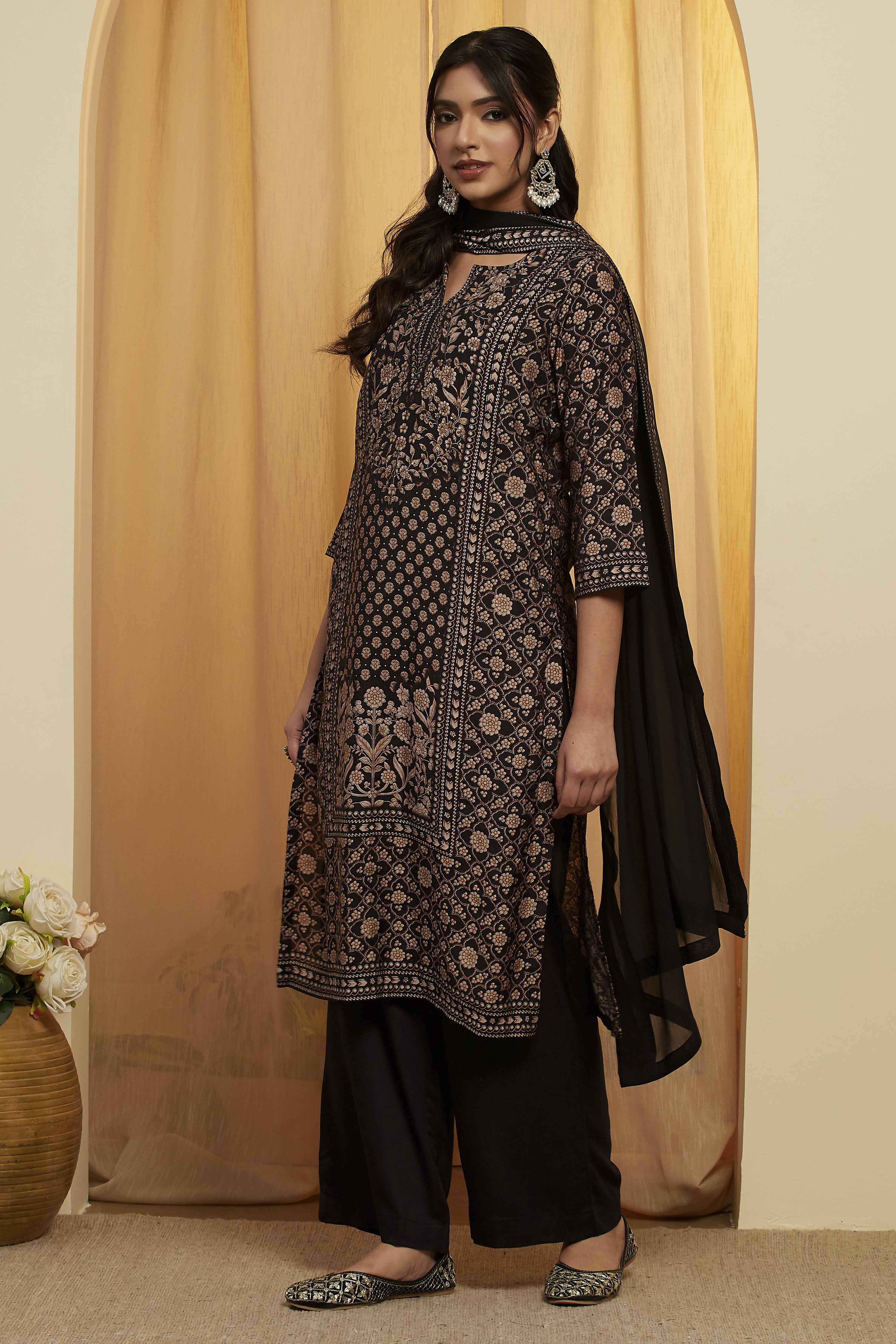 Black Viscose Blend Printed Straight Kurta Set image number 3
