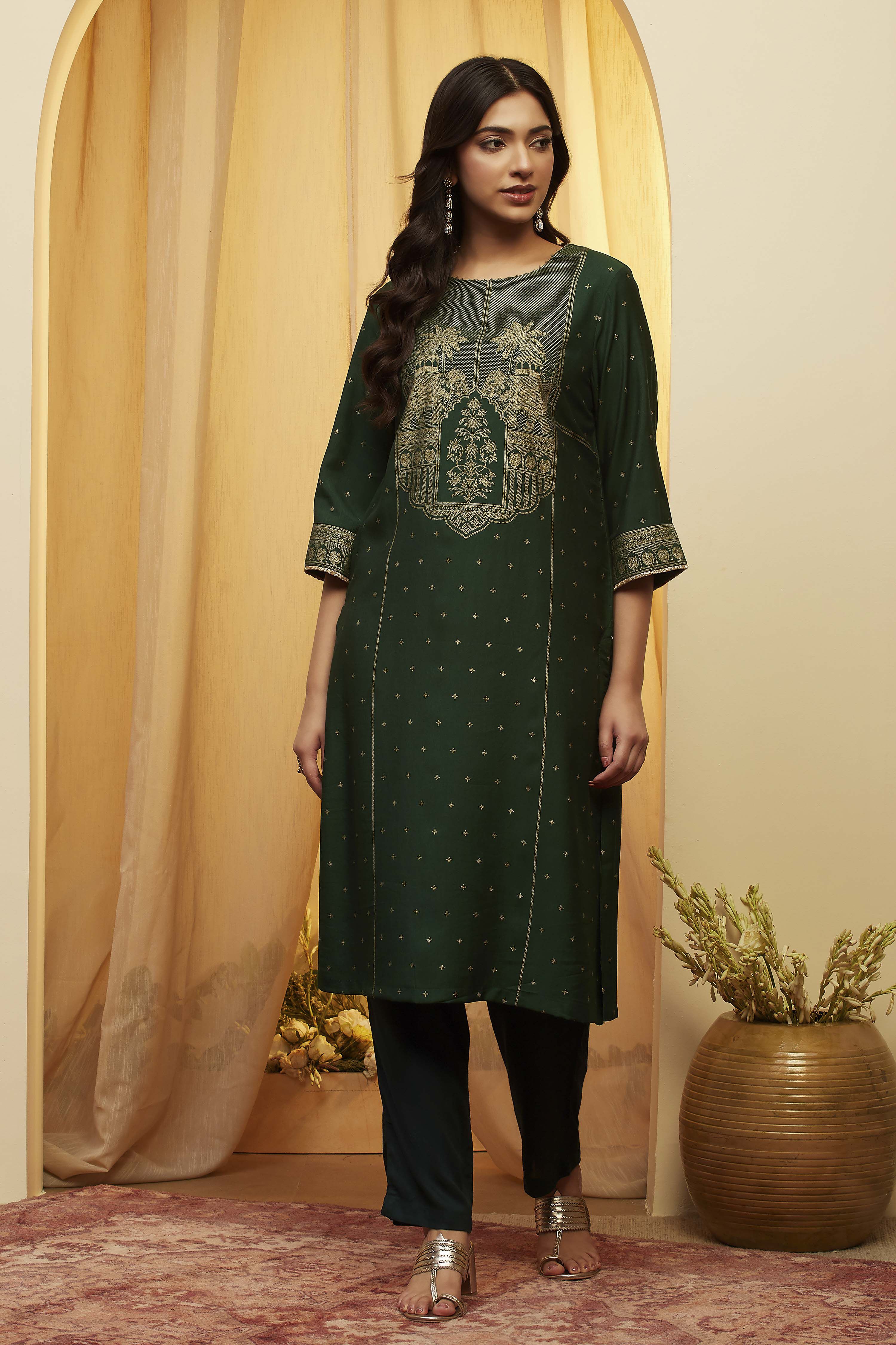 Green Viscose Blend Straight Kurta image number 5