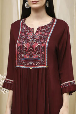 Plum Rayon Viscose Narrow Suit Set image number 1